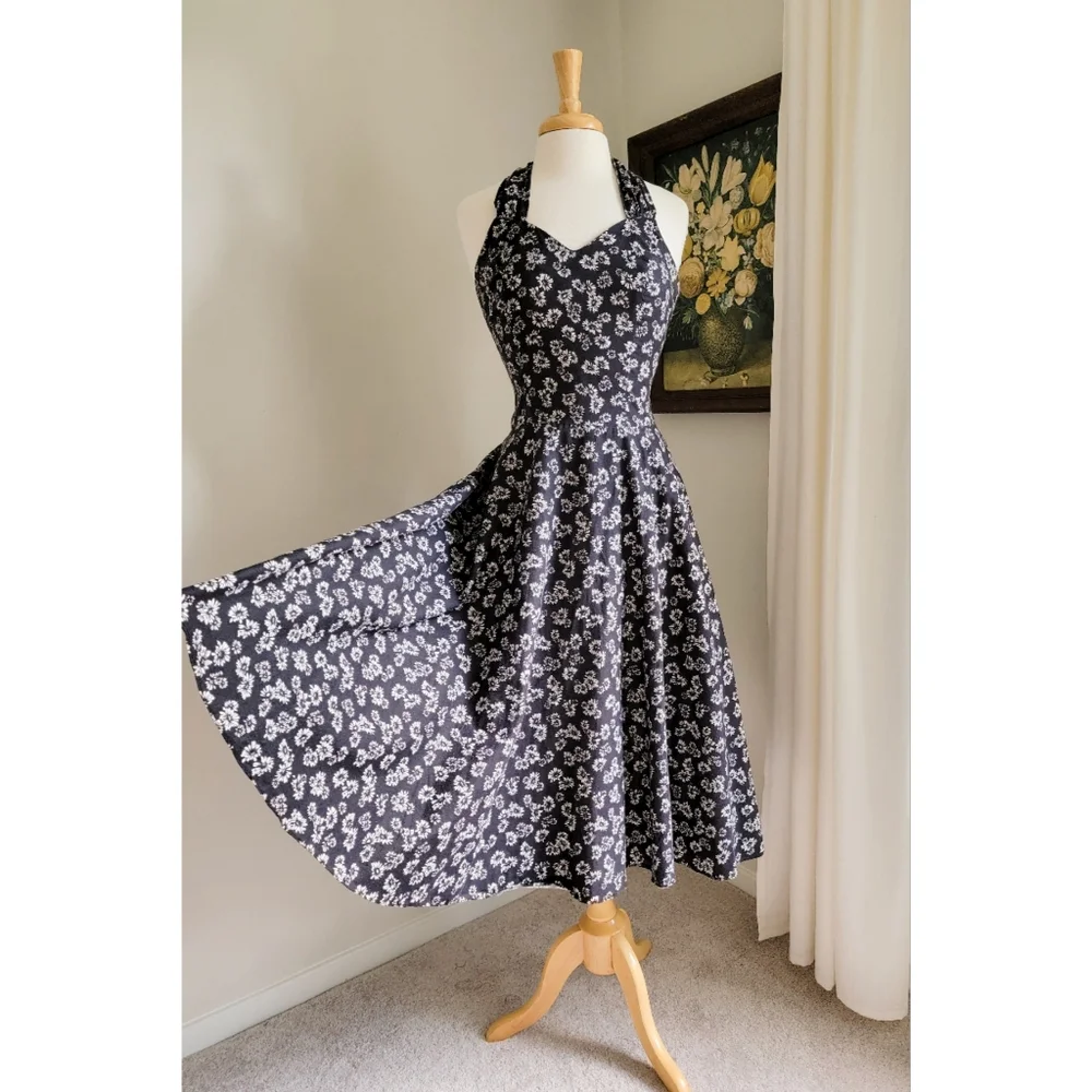 90s Black Floral Sweetheart Halter Open Back 1990 Vintage Fit & Flare Midi Dress - Picture 3 of 10